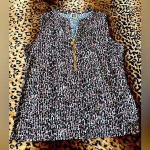 Anne Klein Printed Brown Black White Sleeveless Blouse with Zipper Front Size S